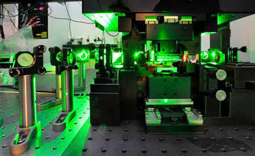 The Laser Technologies group is focused on the development of next-generation real-time spectroscopy tools